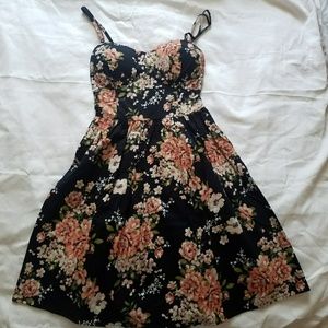 NWOT Floral dress